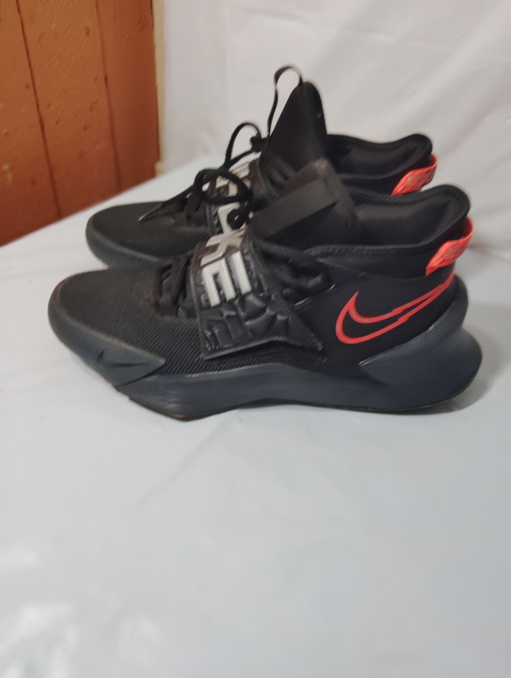 Youth Nike Future Court 3 Basketball Shoes CT2866-003 Size 6.5Y